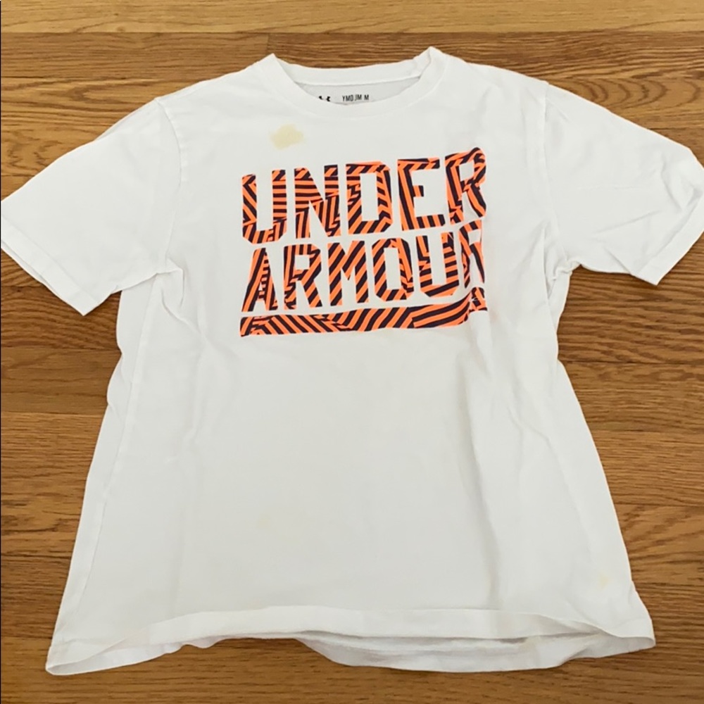 Under Armour graphic tee